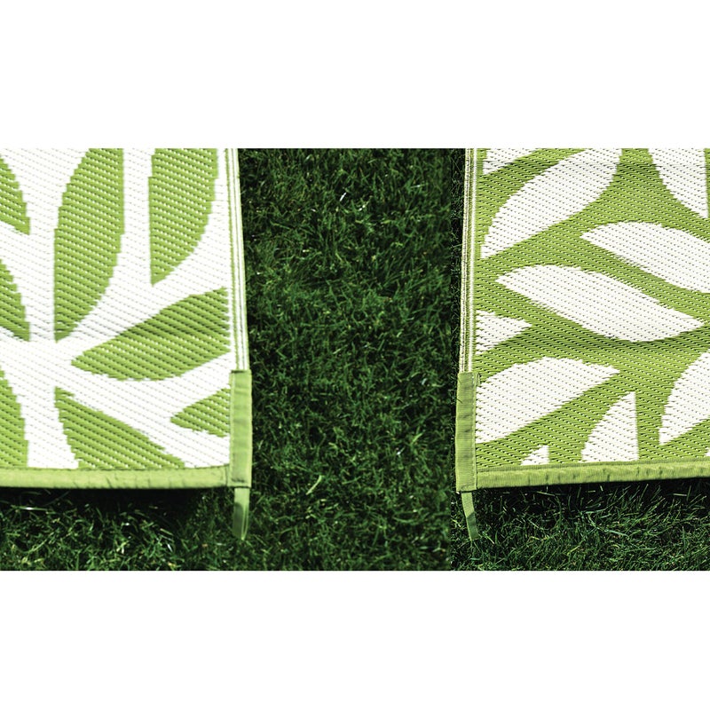 Reversible Mats سجادة قابلة للعكس أنيقة 255084 بطول 5 أقدام وعرض 8 أقدام، سجادة بلاستيكية من القش، سجادة أرضية كبيرة في الهواء الطلق، للسيارات المتنقلة، الفناء، الحديقة الخلفية، النزهات، الشاطئ، التخييم - سجادة أوراق (أخضر/أبيض) - Image 2